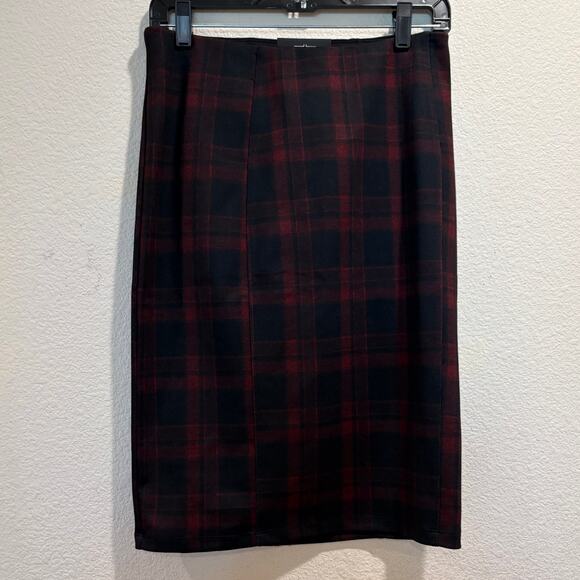 Liverpool Los Angeles NWT Red Black Bia Plaid High Rise Pencil Skirt Size 6 - Picture 1 of 8
